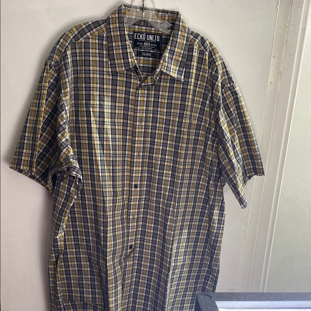Ecko Unlimited Yellow and Black Casual Button Down Shirt